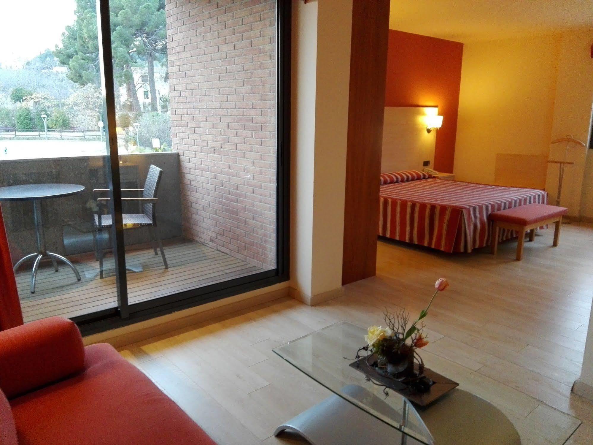 Hotel Crisol La Selva La Selva del Camp Zewnętrze zdjęcie